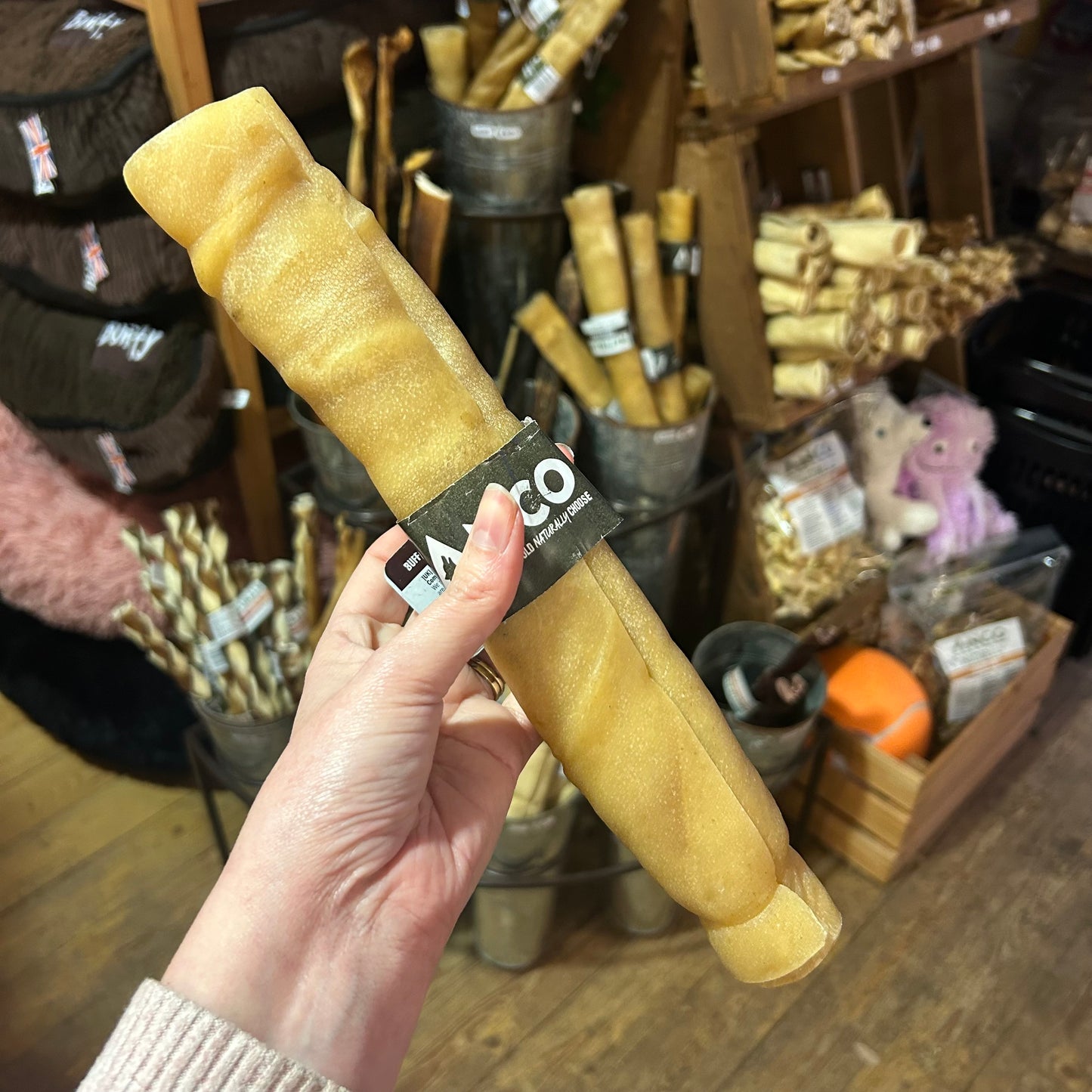 Buffalo Skin Roll Large - Natural Dog Treat