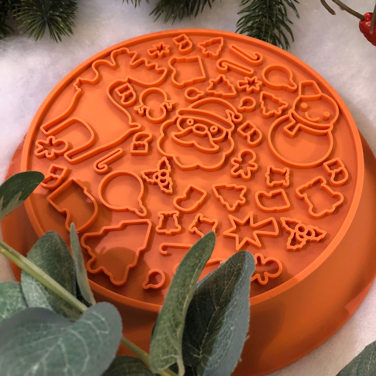 Festive Enrichment 2 in 1 Bowl & Lickimat - Santa Paws Design