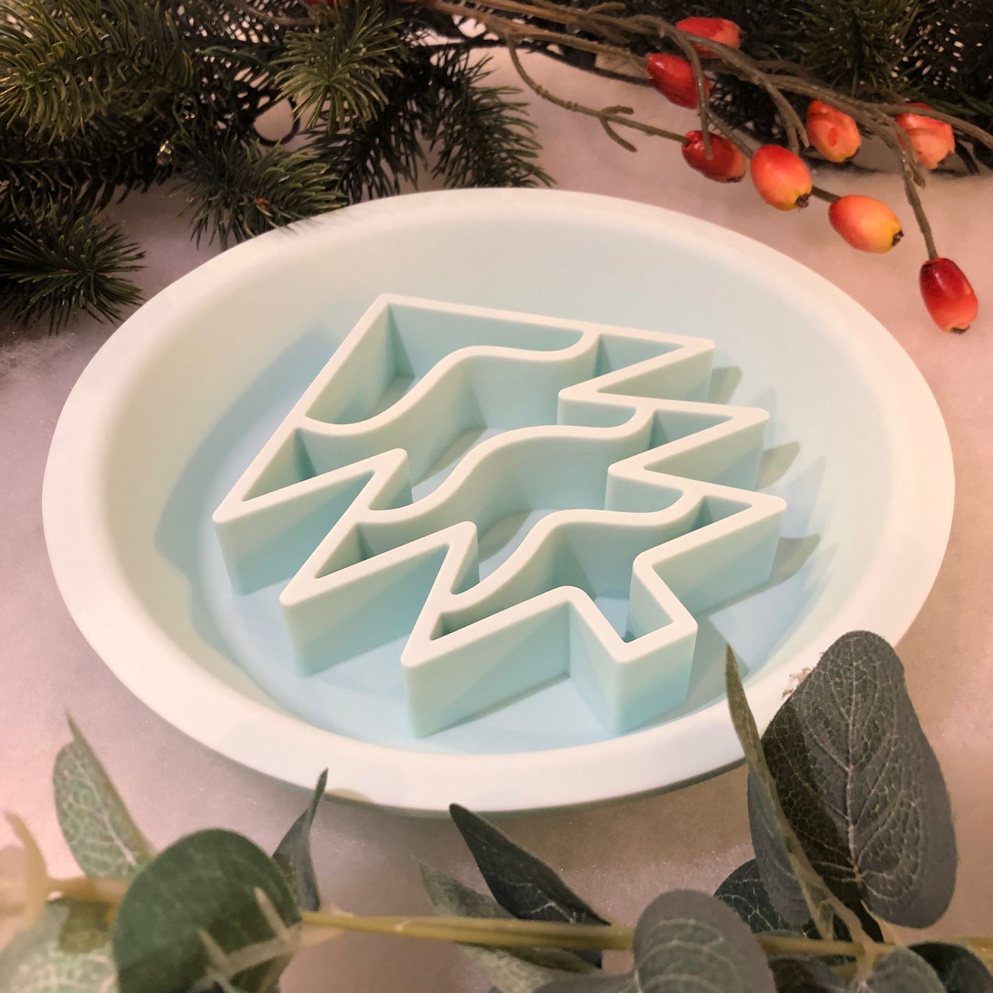 Festive Enrichment 2 in 1 Bowl & Lickimat - Christmas Tree Design