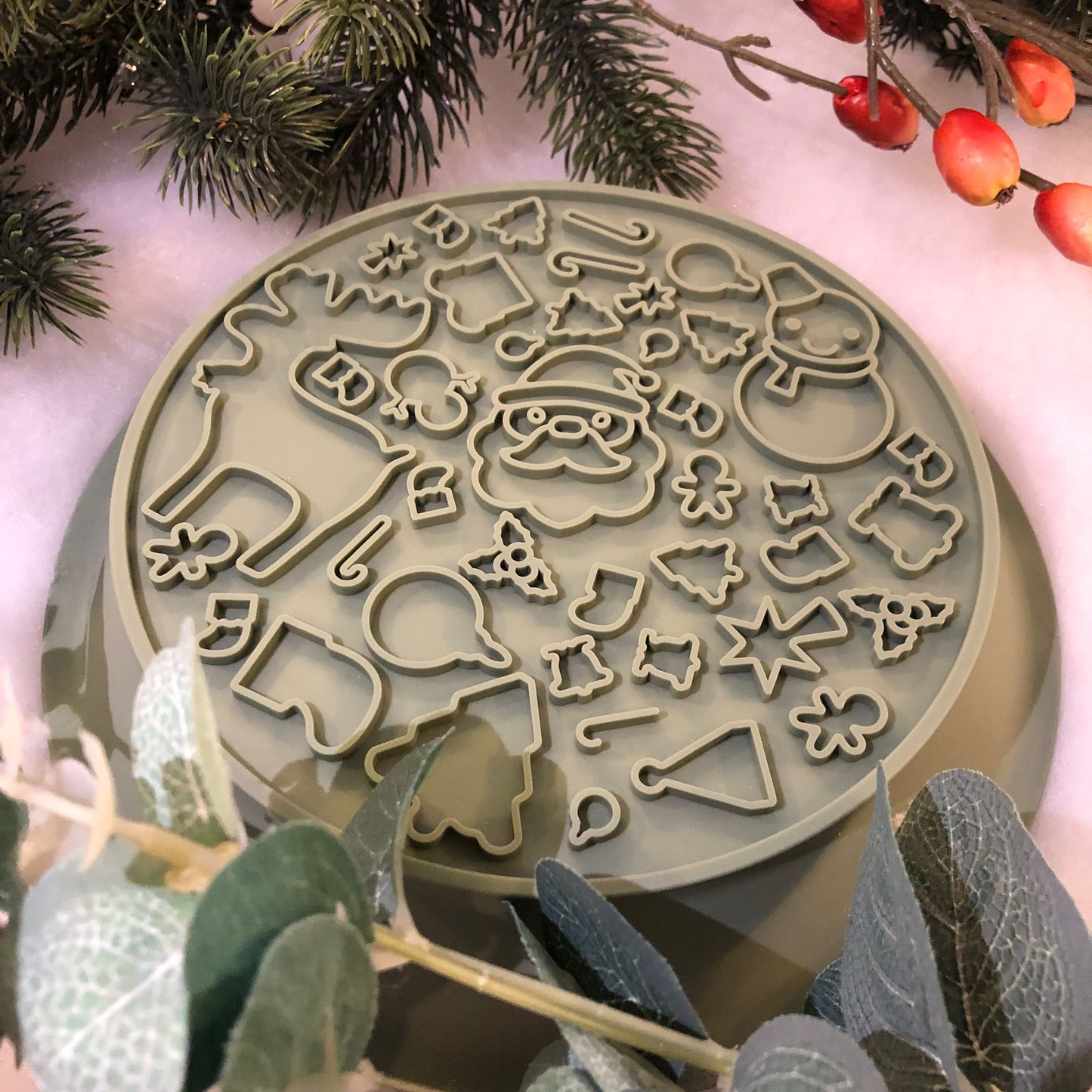 Festive Enrichment 2 in 1 Bowl & Lickimat - Christmas Tree Design